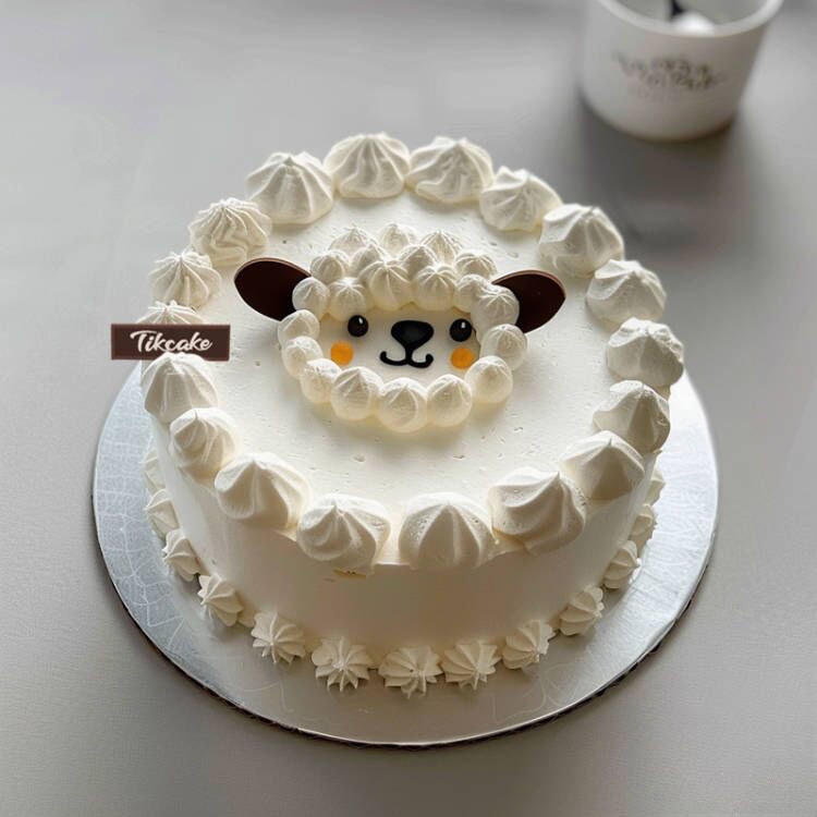 原创可爱小羊主题鲜奶蛋糕（二）