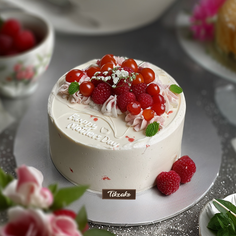 原创母亲节主题水果鲜奶蛋糕