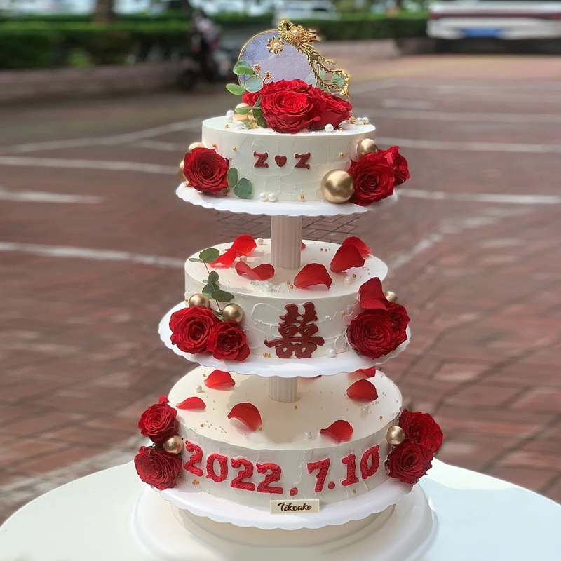 河堤乡给40岁相亲女需要送什么蛋糕？