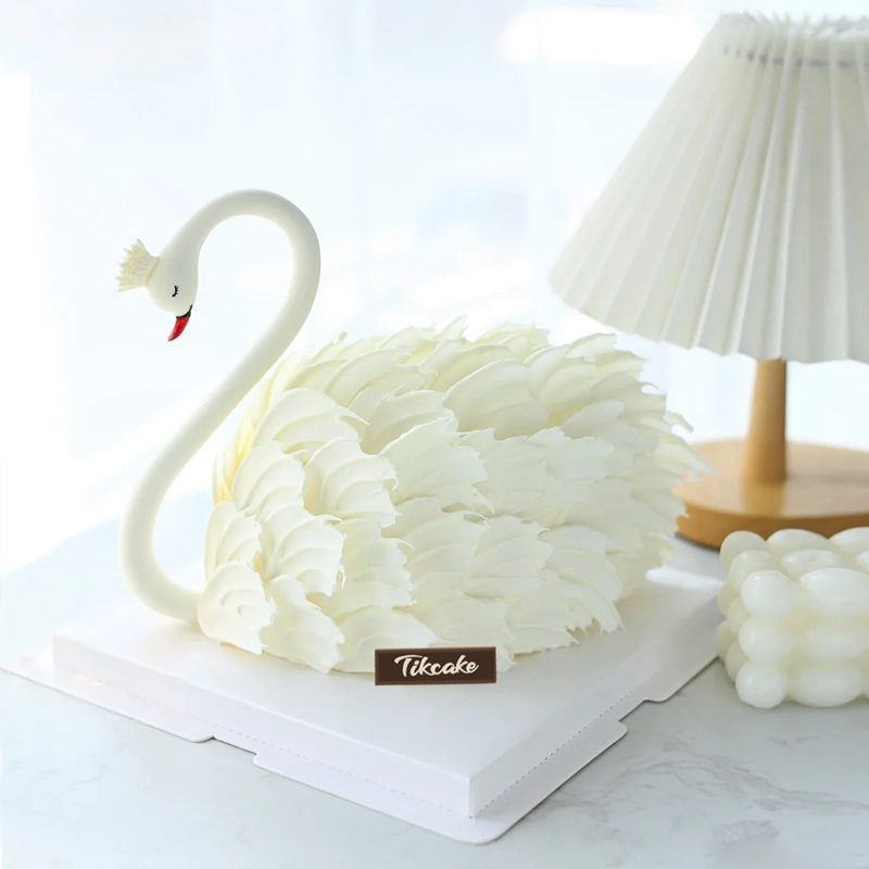 柏家乡送女友七周年蛋糕送什么款式好一些?