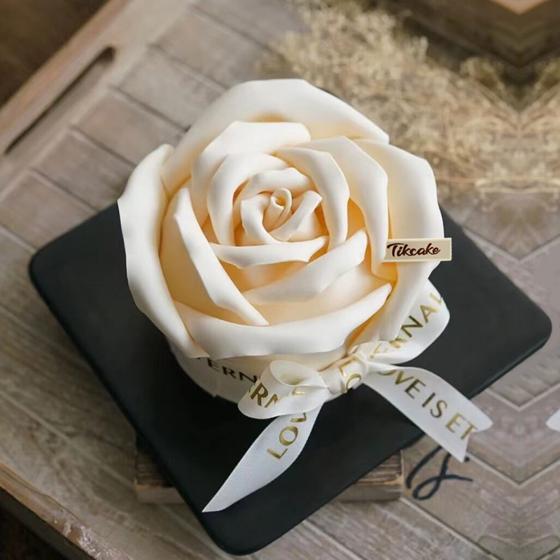 汇北乡70岁属相虎点怎么样的蛋糕好看？